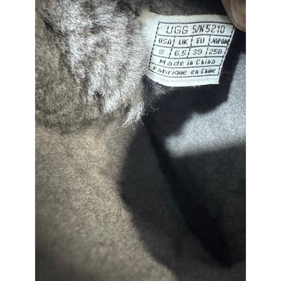 Ugg downtown suede snow boot size 8 - Picture 5 of 8